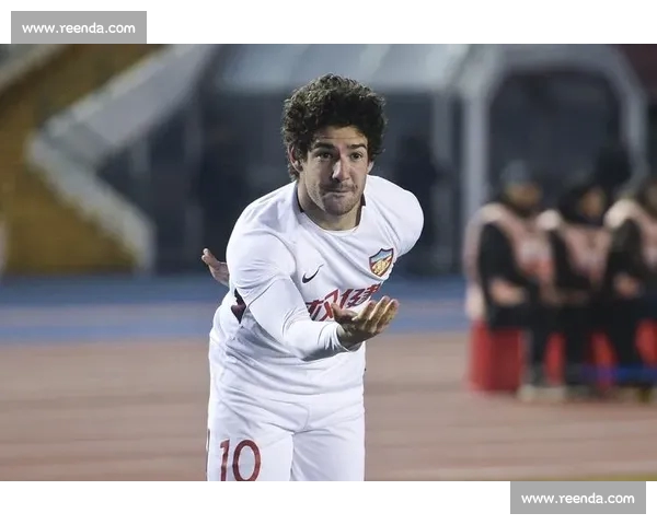 欧冠APP下载，畅享实时赛事信息，球迷必备全方位赛事服务平台